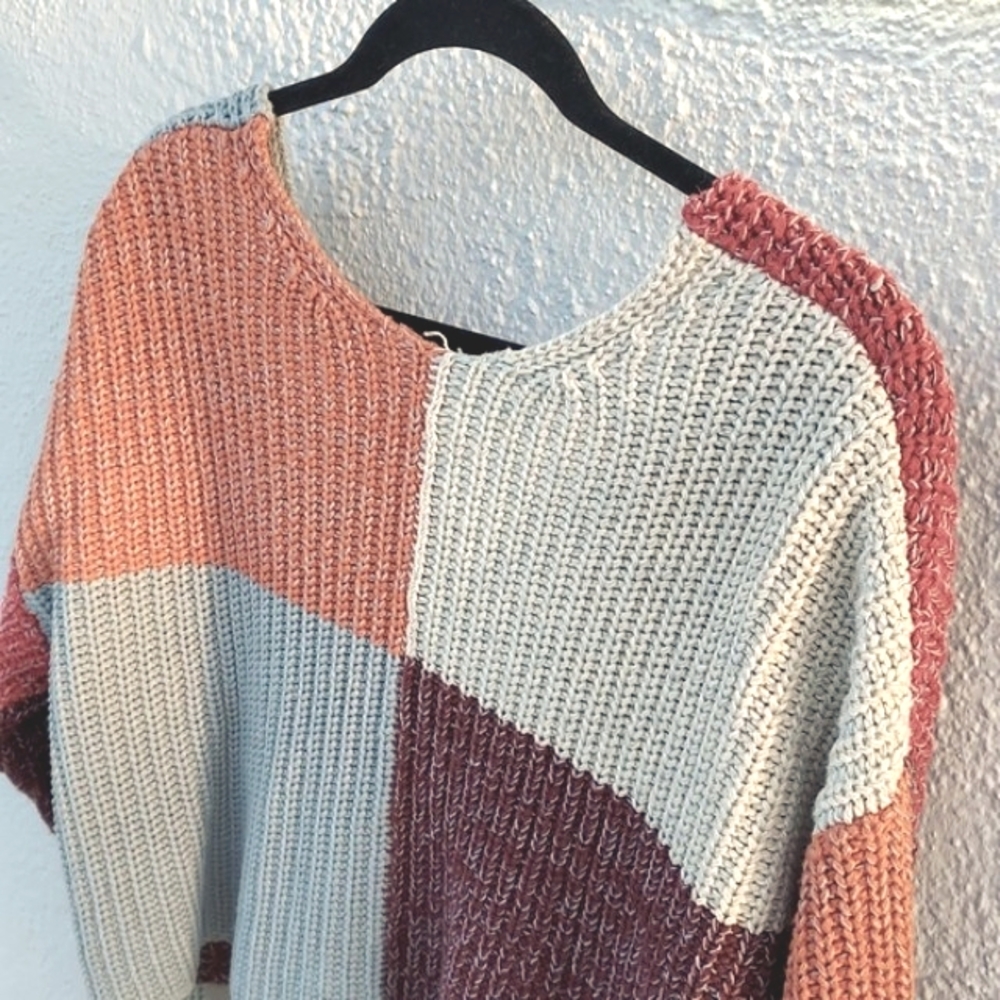 Patchwork V-Neck Sweater - Multicolor - image 8
